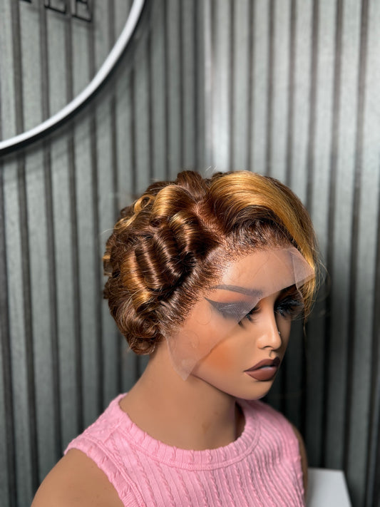 SHORT WIG PIANO COLOUR