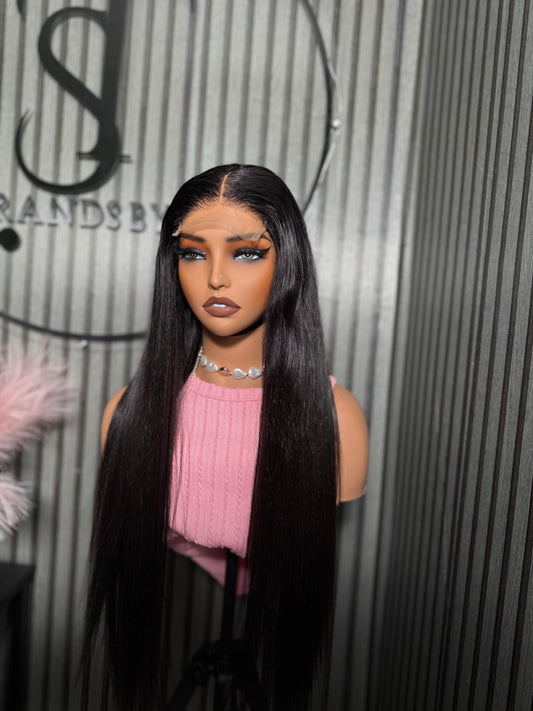 Straight wig